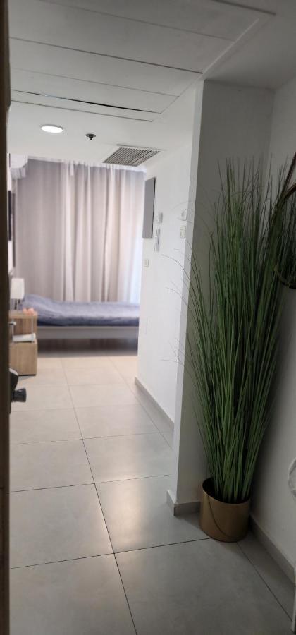 דירת חדר יפה ונעימה באיזור פסטורלי ושקט Apartamento Zihron Yaakov Exterior foto